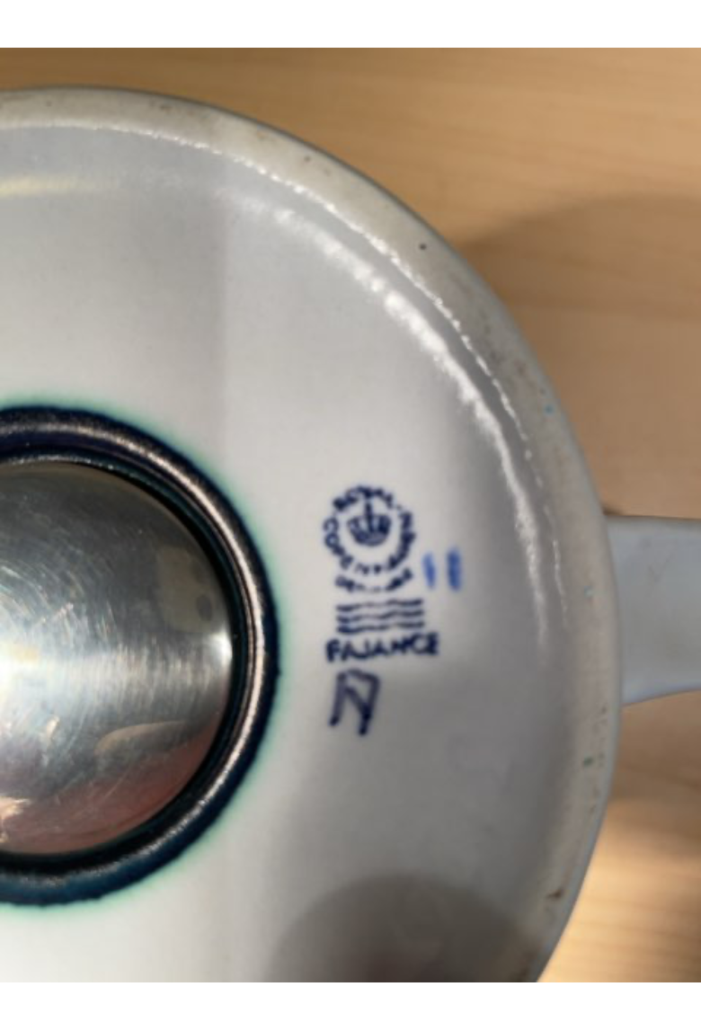 Royal Copenhagen stort års krus 11,